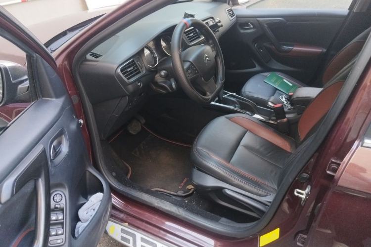 Used Citroen C3-XR 2015 1.6THP Automatic Flagship Model Driver Seat