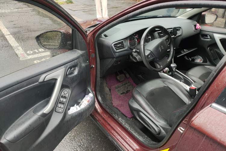 Used Citroen C3-XR 2015 1.6THP Automatic Pioneer Model Driver Seat