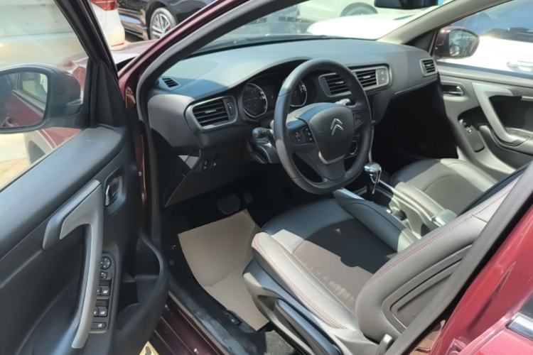 Used Citroen C3-XR 2015 1.6L Automatic Pioneer Model Driver Seat