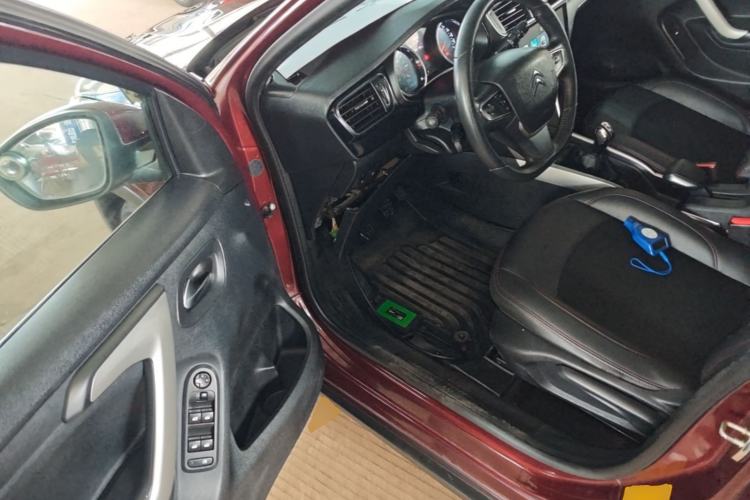 Used Citroen C3-XR 2015 1.6L Manual Pioneer Model Driver Seat