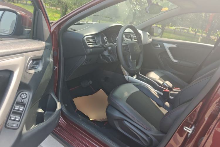Used Citroen C3-XR 2015 1.6L Automatic Pioneer Model Driver Seat