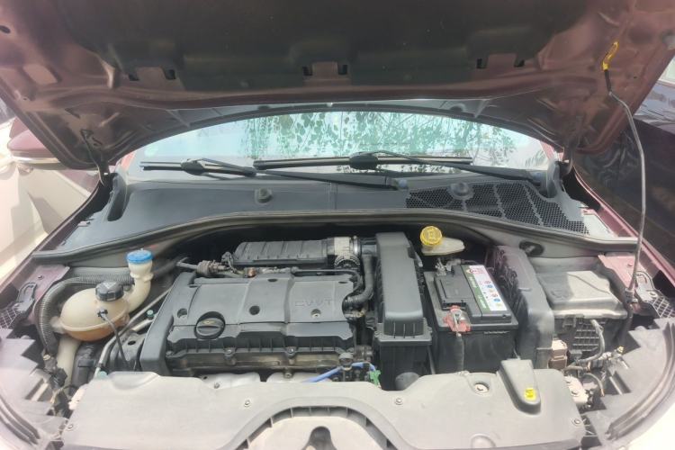 Used Citroen C3-XR 2015 1.6L Automatic Pioneer Model Engine Bay