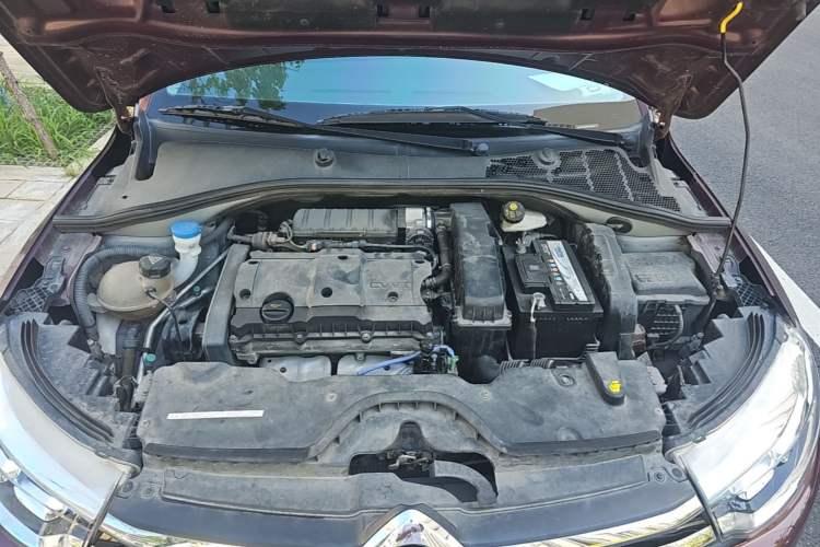 Used Citroen C3-XR 2015 1.6L Automatic Smart Version Engine Bay