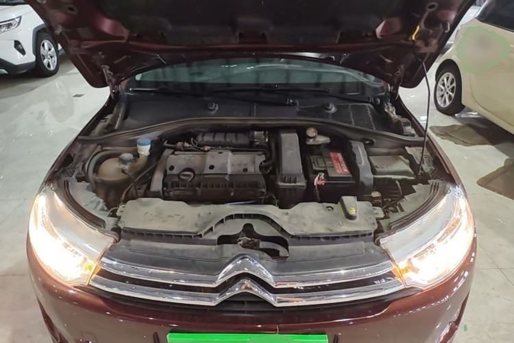 Used Citroen C3-XR 2015 1.6L Manual Pioneer Model Engine Bay