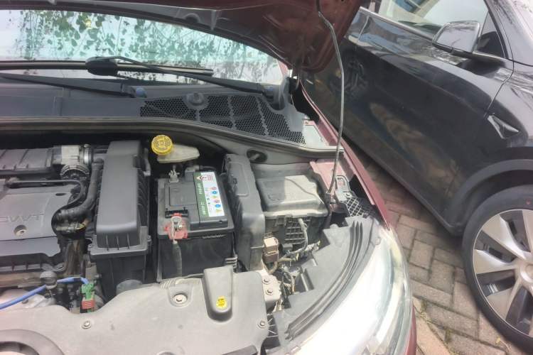 Used Citroen C3-XR 2015 1.6L Automatic Pioneer Model Engine Bay Left