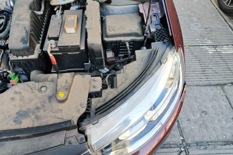 Used Citroen C3-XR 2015 1.6L Automatic Pioneer Model Engine Bay Left