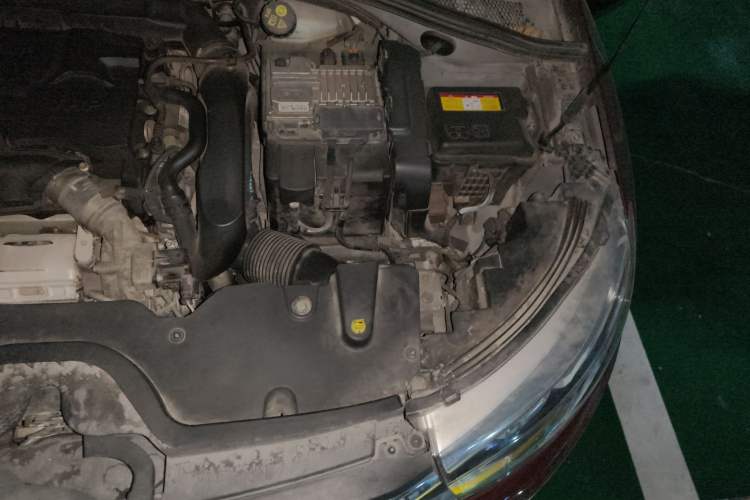 Used Citroen C3-XR 2015 1.6THP Automatic Flagship Model Engine Bay Left