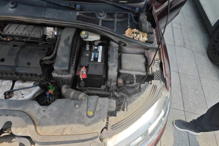 Used Citroen C3-XR 2015 1.6L Manual Pioneer Model Engine Bay Left