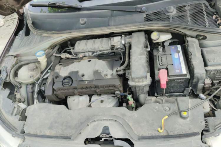 Used Citroen C3-XR 2015 1.6L Automatic Pioneer Model Engine Bay