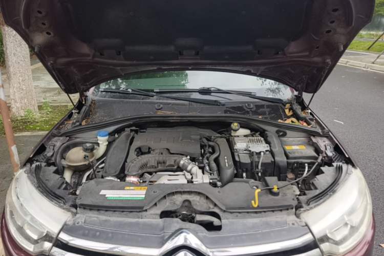 Used Citroen C3-XR 2015 1.6THP Automatic Pioneer Model Engine Bay
