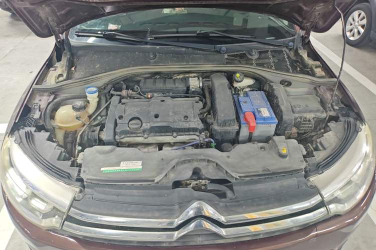 Used Citroen C3-XR 2015 1.6L Automatic Pioneer Model Engine Bay