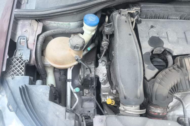 Used Citroen C3-XR 2015 1.6THP Automatic Pioneer Model Engine Bay Right