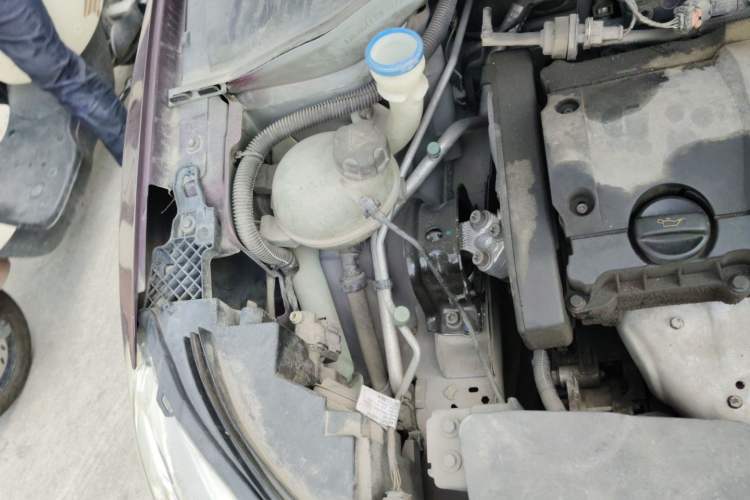 Used Citroen C3-XR 2015 1.6L Automatic Pioneer Model Engine Bay Right