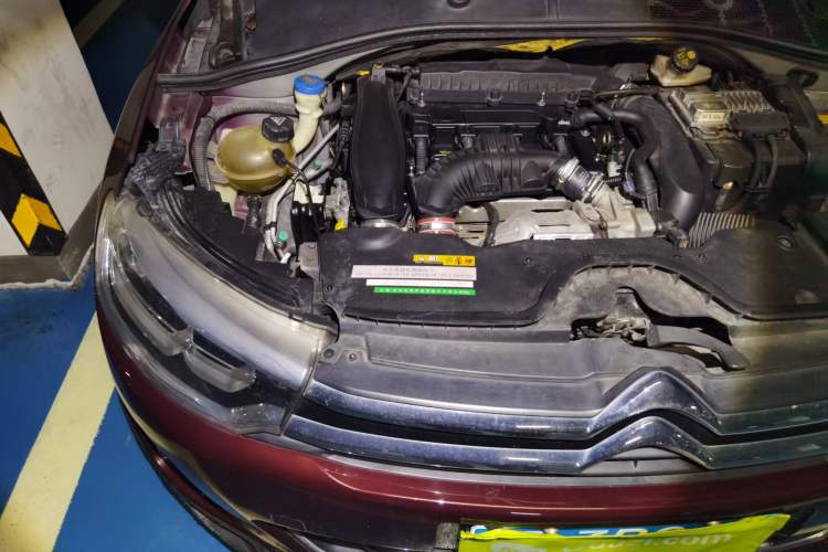 Used Citroen C3-XR 2015 1.6THP Automatic Smart Model Engine Bay Right