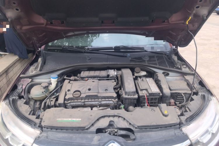 Used Citroen C3-XR 2015 1.6L Manual Pioneer Model Engine Bay