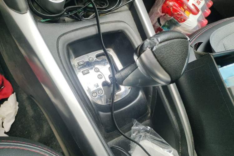 Used Citroen C3-XR 2015 1.6L Automatic Smart Version Gear Lever