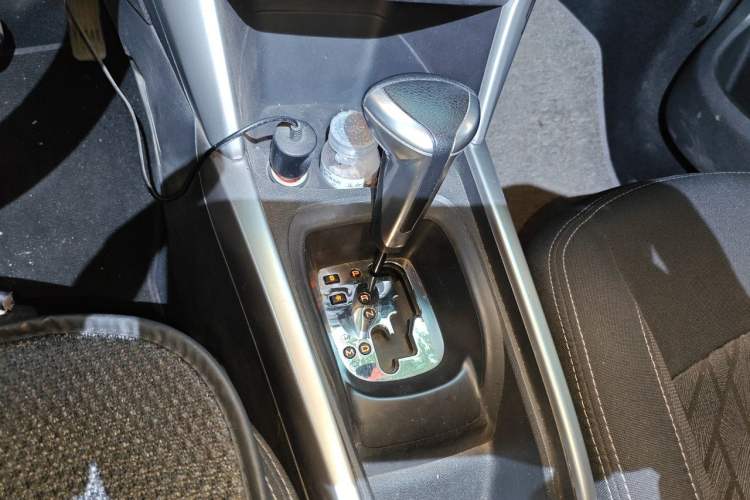 Used Citroen C3-XR 2015 1.6L Automatic Fashion Model Gear Lever