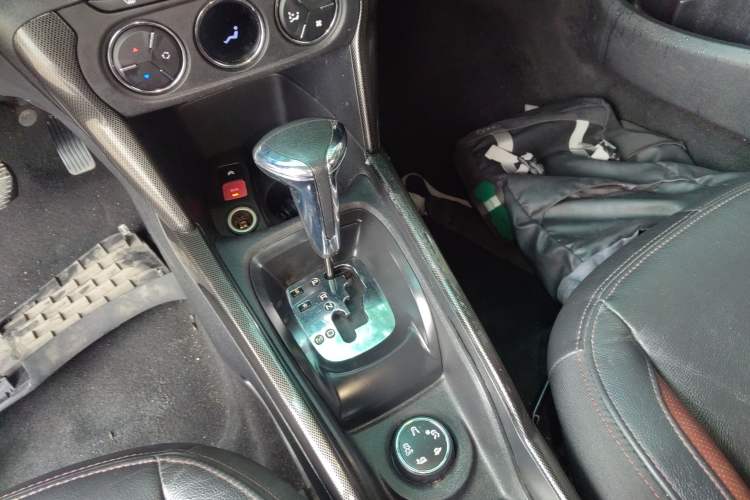 Used Citroen C3-XR 2015 1.6THP Automatic Flagship Model Gear Lever
