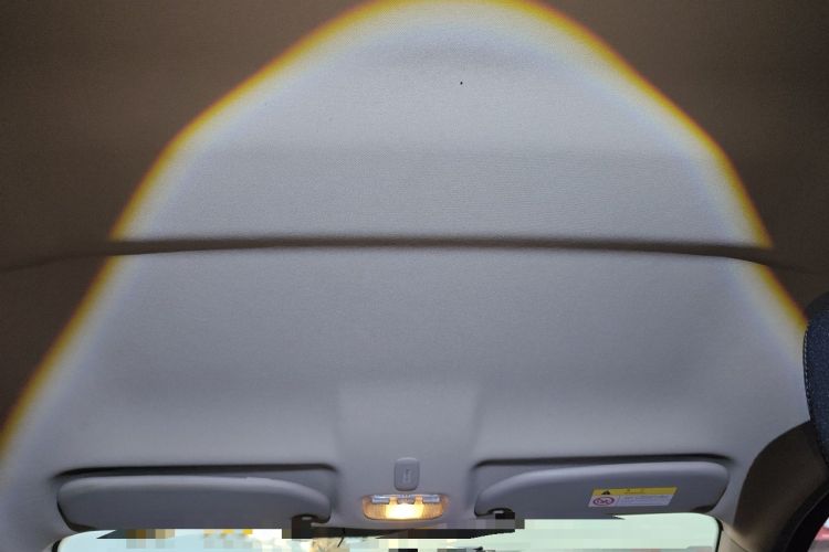 Used Citroen C3-XR 2015 1.6L Automatic Fashion Model Headliner