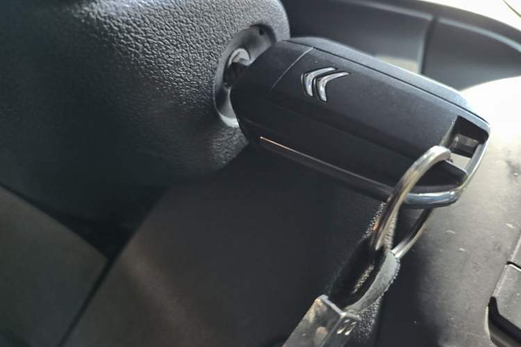 Used Citroen C3-XR 2015 1.6THP Automatic Pioneer Model Interior 1