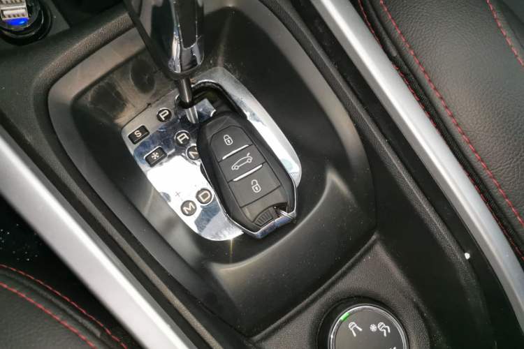 Used Citroen C3-XR 2015 1.6THP Automatic Smart Model Interior 1