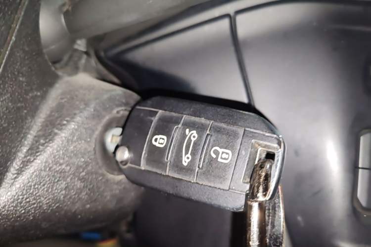 Used Citroen C3-XR 2015 1.6L Manual Pioneer Model Interior 1