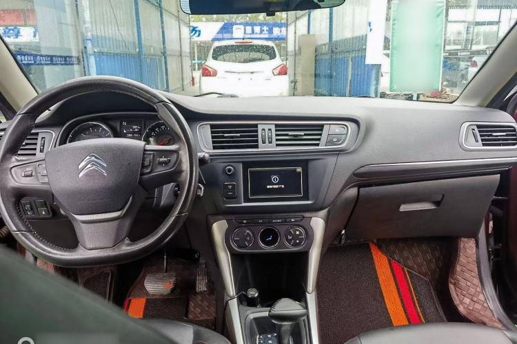 Used Citroen C3-XR 2015 1.6L Automatic Pioneer Model Interior 1
