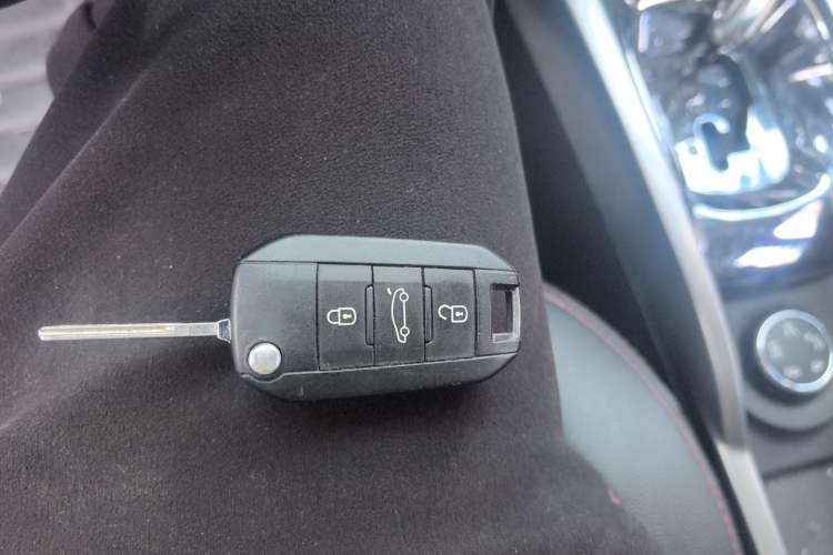 Used Citroen C3-XR 2015 1.6THP Automatic Pioneer Model Interior 1