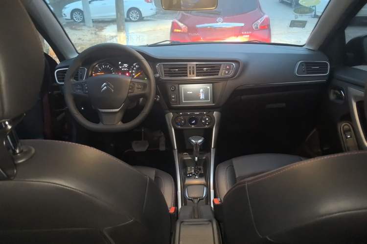 Used Citroen C3-XR 2015 1.6L Automatic Pioneer Model Interior 2