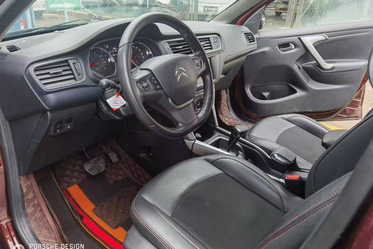 Used Citroen C3-XR 2015 1.6L Automatic Pioneer Model Interior 2