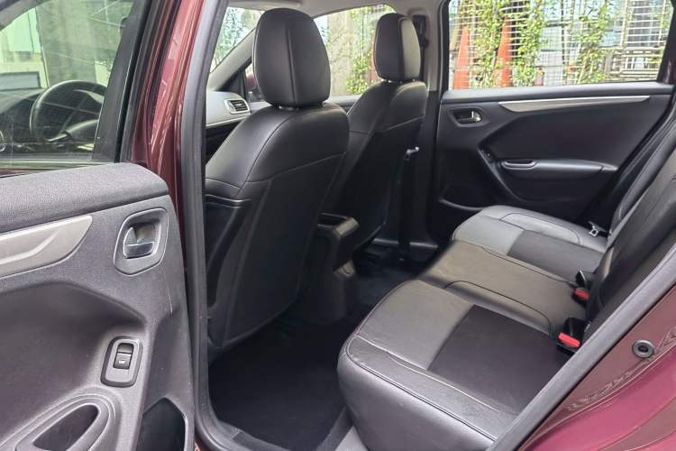 Used Citroen C3-XR 2015 1.6L Automatic Pioneer Model Interior 3