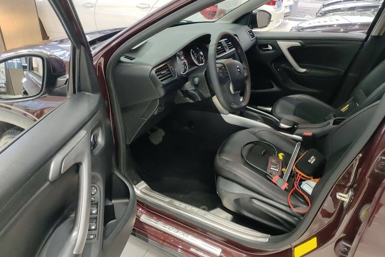 Used Citroen C3-XR 2015 1.6THP Automatic Pioneer Model Interior 3