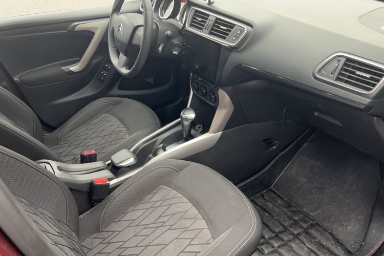 Used Citroen C3-XR 2015 1.6L Automatic Fashion Model Interior 3