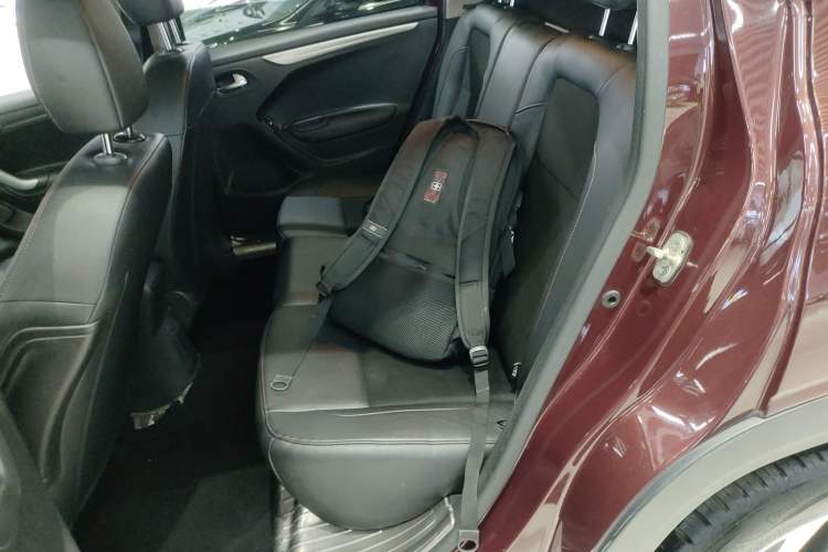 Used Citroen C3-XR 2015 1.6THP Automatic Pioneer Model Interior 4