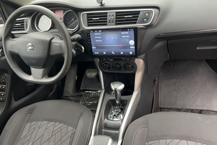Used Citroen C3-XR 2015 1.6L Automatic Fashion Model Interior 5