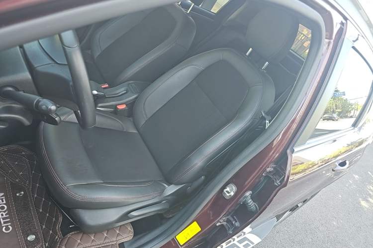 Used Citroen C3-XR 2015 1.6L Automatic Smart Version Left Front Seat