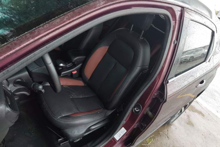 Used Citroen C3-XR 2015 1.6THP Automatic Flagship Model Left Front Seat