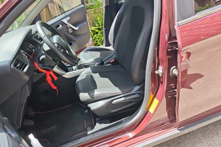 Used Citroen C3-XR 2015 1.6L Manual Pioneer Model Left Front Seat