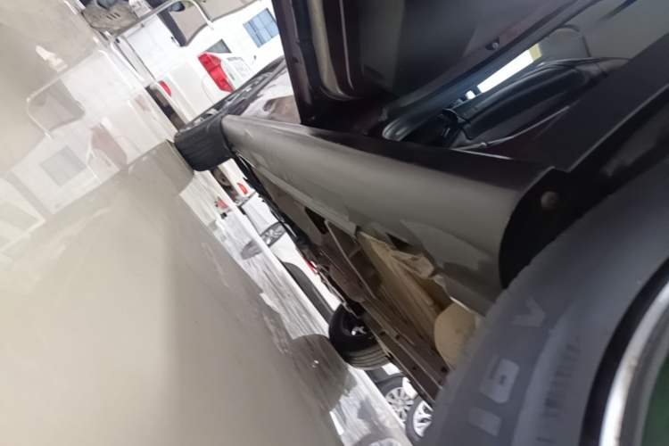 Used Citroen C3-XR 2015 1.6L Automatic Pioneer Model Left Side Sill