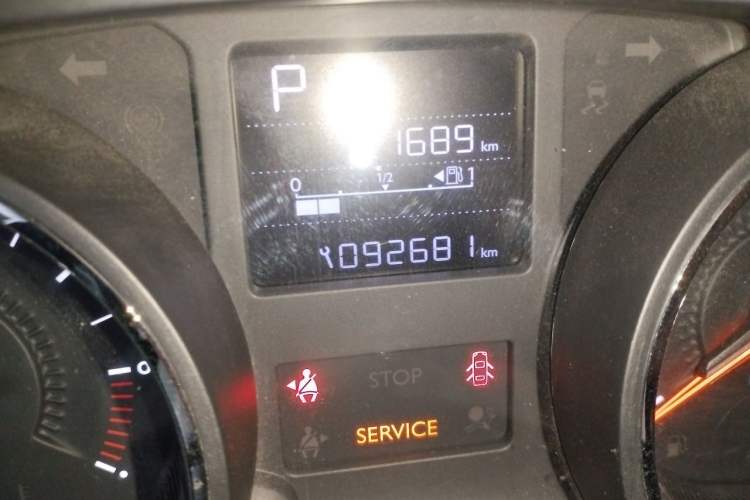 Used Citroen C3-XR 2015 1.6THP Automatic Pioneer Model Odometer Close Up