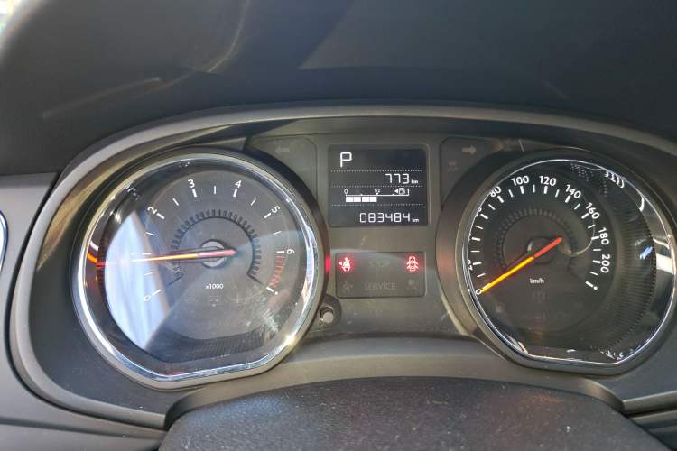 Used Citroen C3-XR 2015 1.6L Automatic Pioneer Model Odometer Close Up