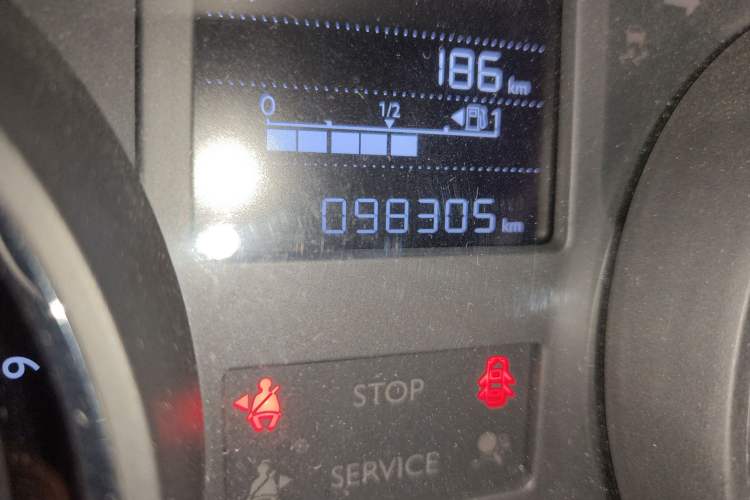 Used Citroen C3-XR 2015 1.6THP Automatic Flagship Model Odometer Close Up