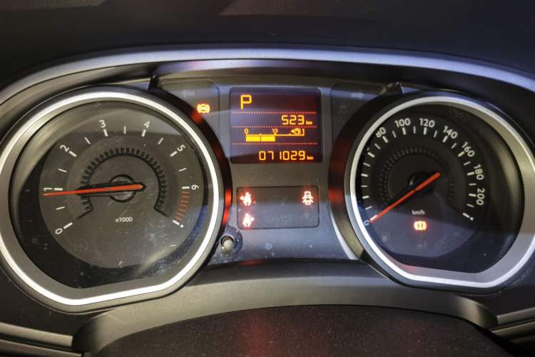 Used Citroen C3-XR 2015 1.6L Automatic Fashion Model Odometer Close Up