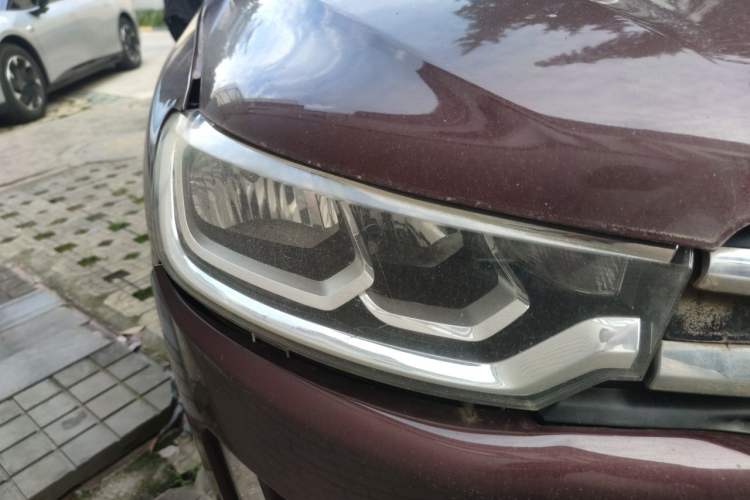 Used Citroen C3-XR 2015 1.6L Manual Pioneer Model Right Front Headlight