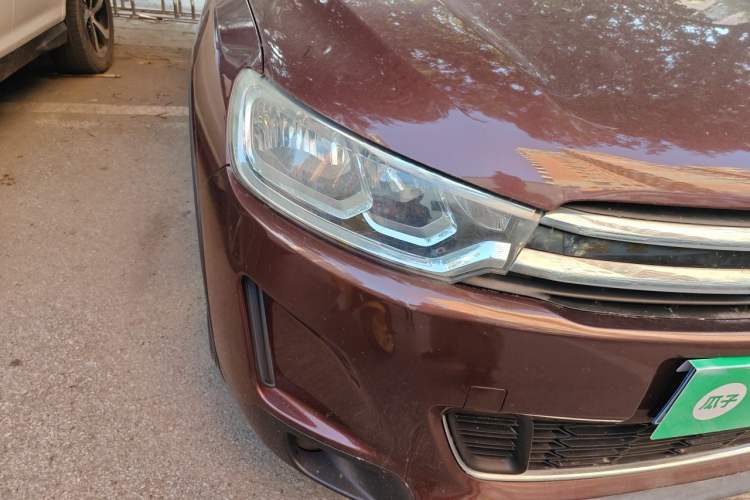Used Citroen C3-XR 2015 1.6L Automatic Fashion Model Right Front Headlight