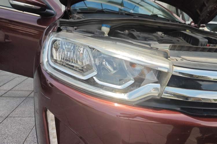 Used Citroen C3-XR 2015 1.6L Manual Pioneer Model Right Front Headlight