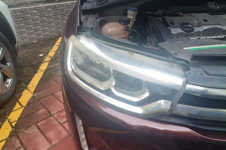 Used Citroen C3-XR 2015 1.6L Automatic Pioneer Model Right Front Headlight