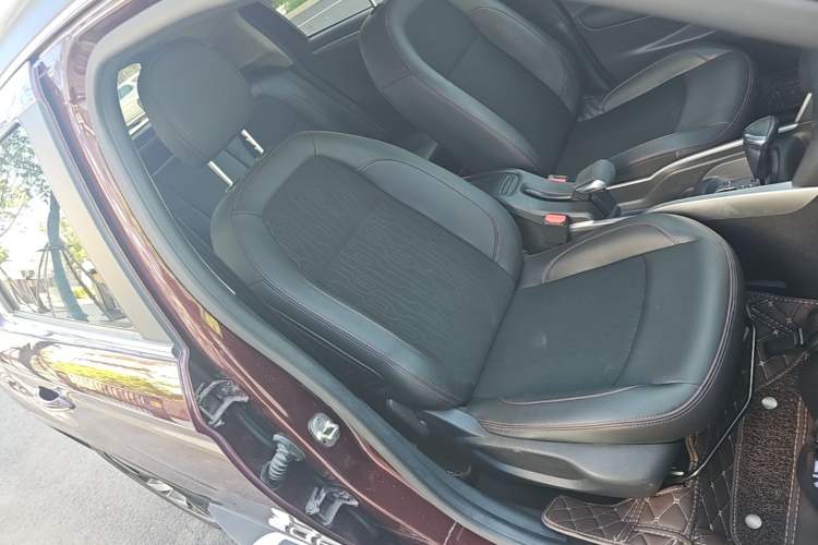 Used Citroen C3-XR 2015 1.6L Automatic Smart Version Right Front Seat
