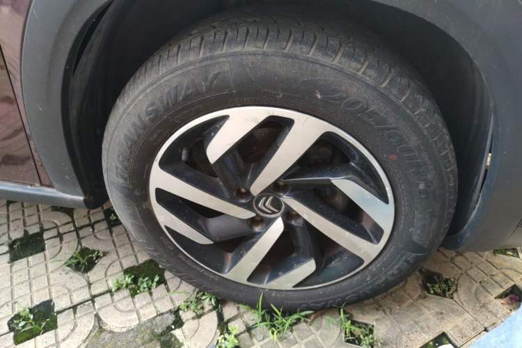 Used Citroen C3-XR 2015 1.6L Manual Pioneer Model Right Front Wheel Hub