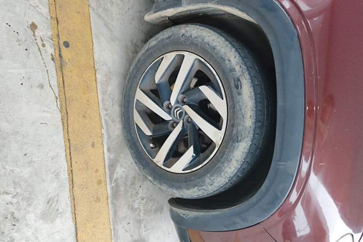 Used Citroen C3-XR 2015 1.6THP Automatic Flagship Model Right Front Wheel Hub